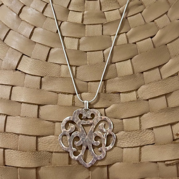 Silpada "Eden Pendant" Swirl 18" with 2" Extender Necklace (N3241) 925 - Picture 2 of 5